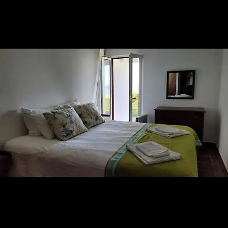 Lagoa House *
