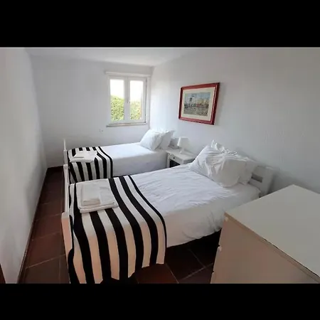 Lagoa House *